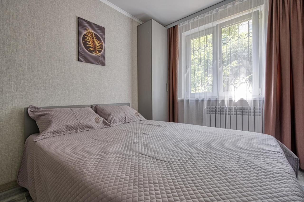 Апарт 33 Aparthotel Almaty Exterior photo